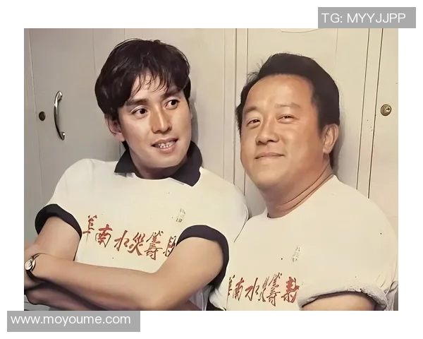 曾志伟与足球明星的精彩邂逅视频引发热议，感受他们的友谊与激情